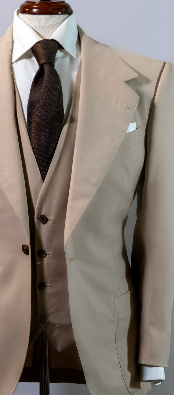 The Sahara Single Breasted Three Piece Suit